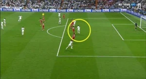 Việt vị là gì? Định nghĩa chi tiết